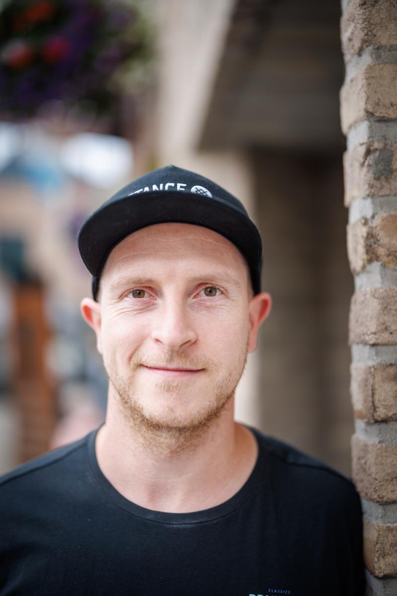 Tom van de dienst wegenonderhoud