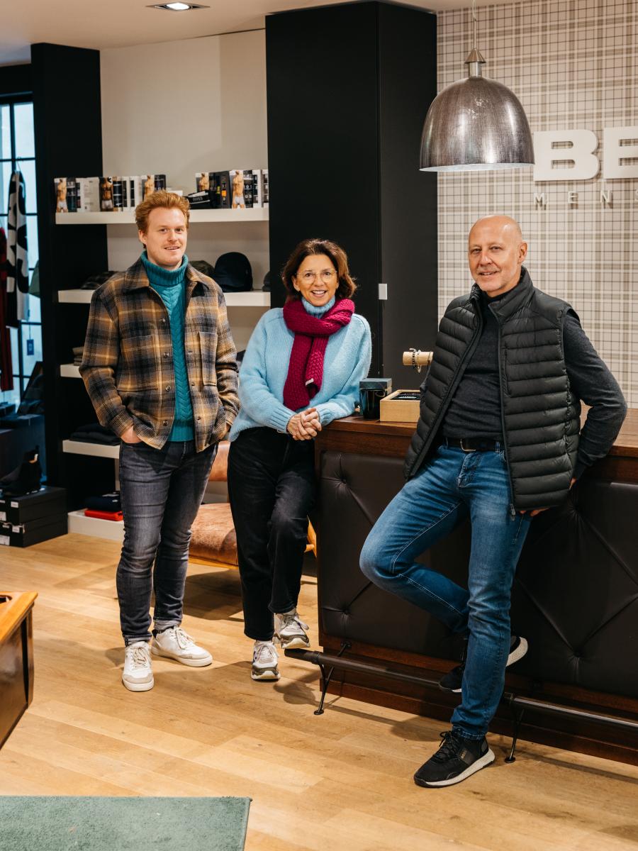 Ingrid Platteau, Brecht en een klant