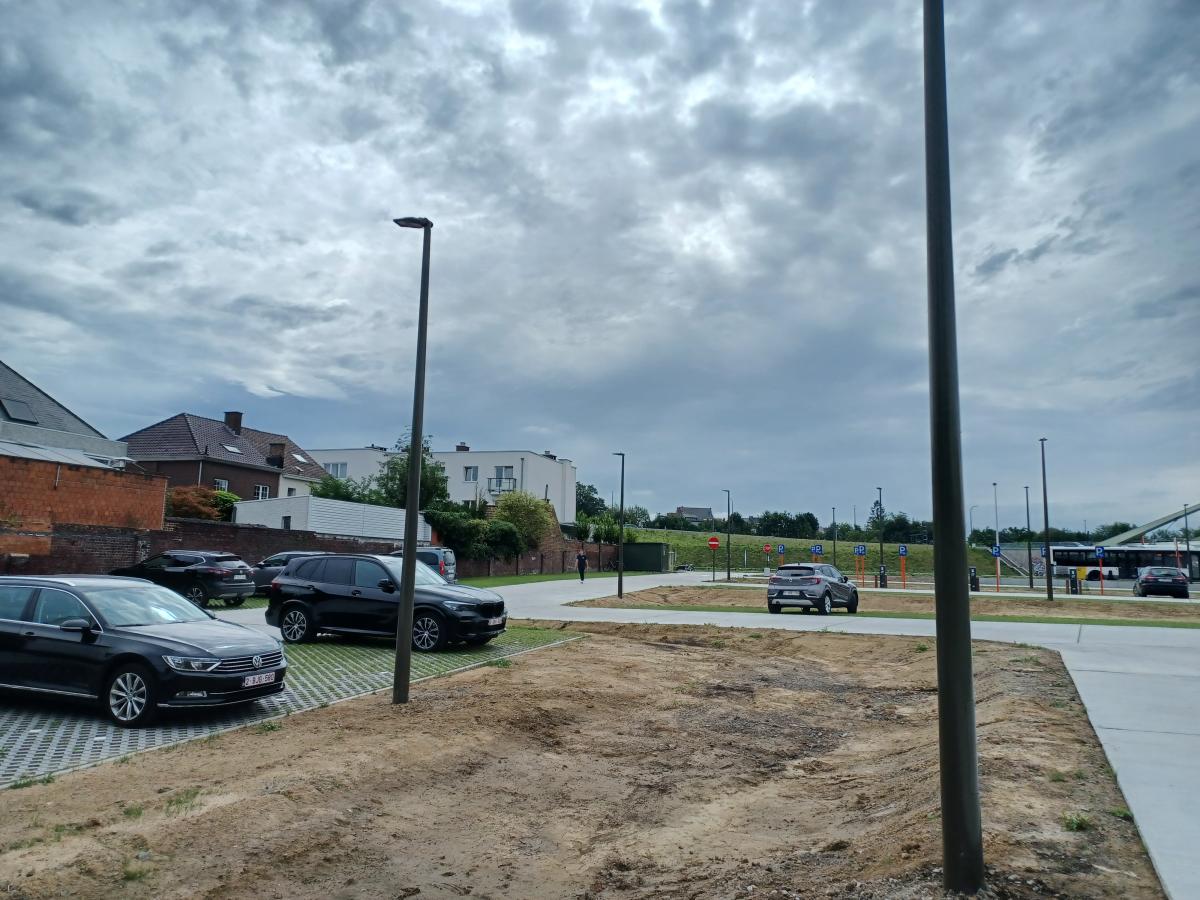 Parking Suikerkaai is open.