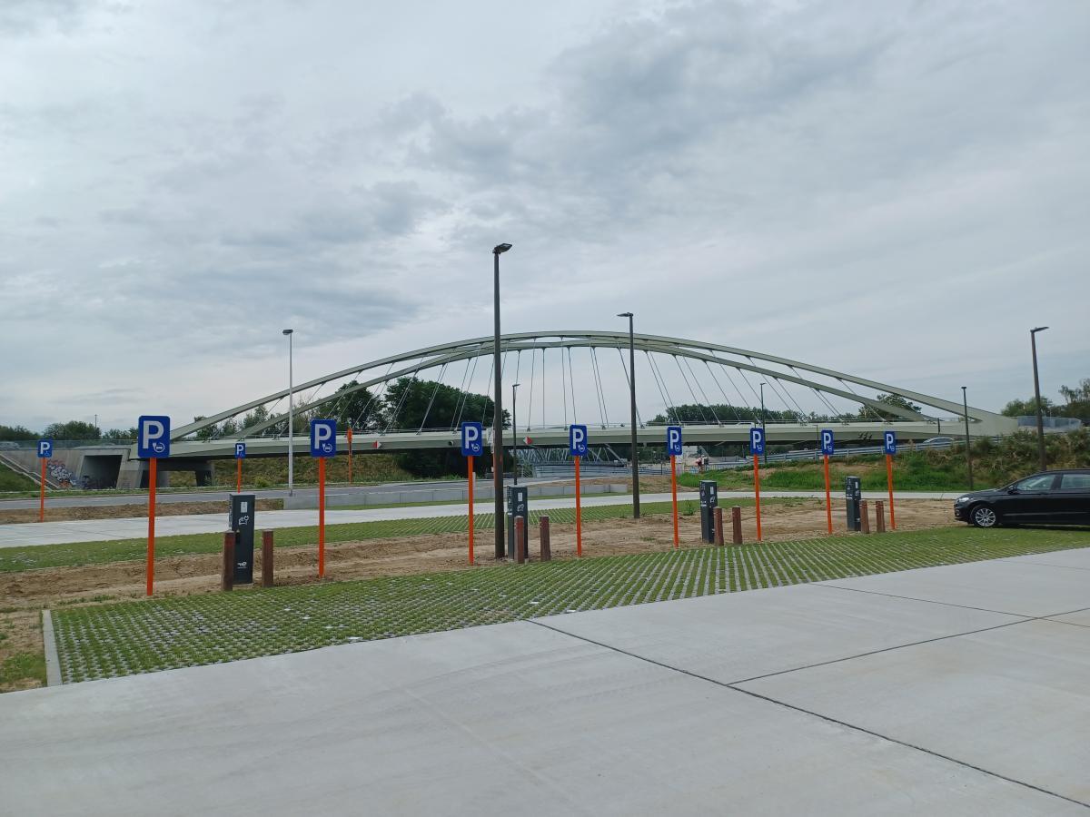 Parking Suikerkaai is open.