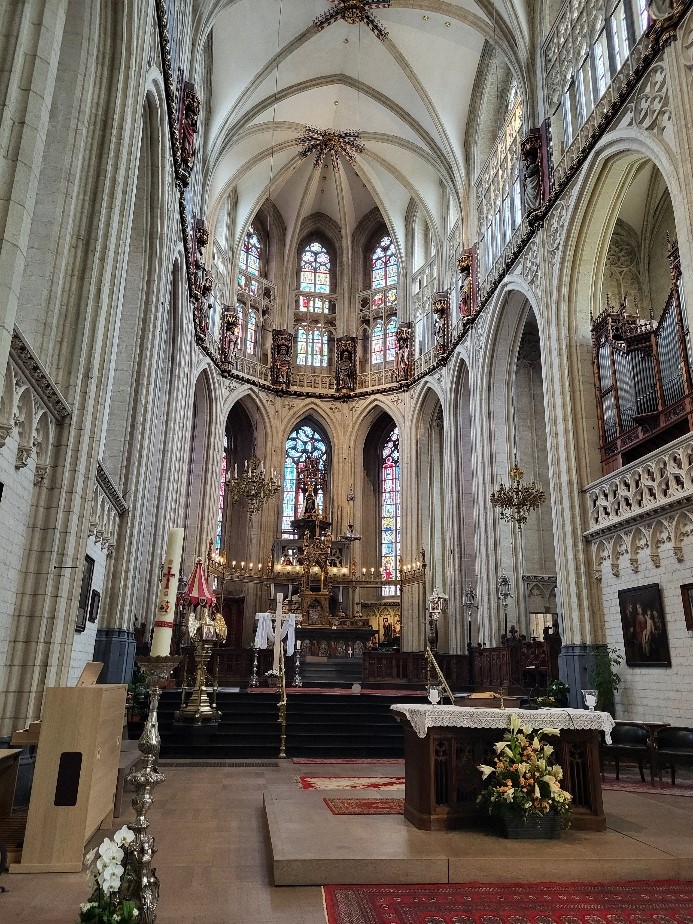 Interieur Basiliek Interieur Basiliek