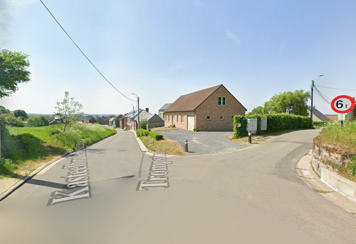 Trompstraat en Kasteelbrakelsesteenweg