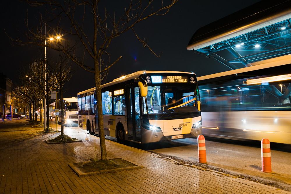 Feestbussen (c) Kevin Faingnaert