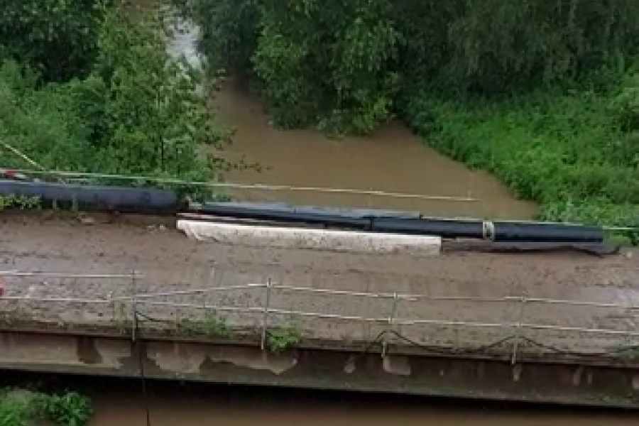 foto: de Zenne bereikte het alarmpeil