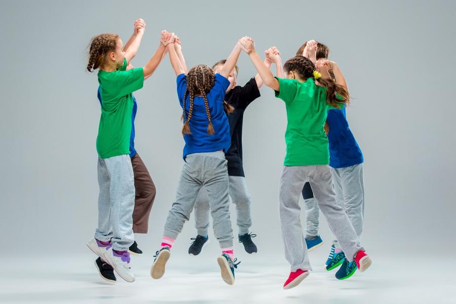 kinderen dansen