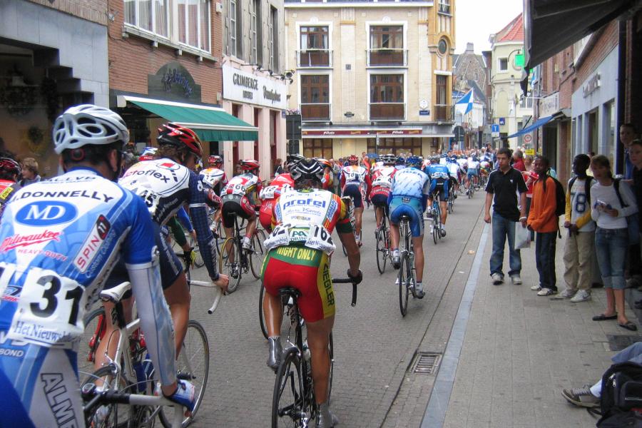 start wielerwedstrijd