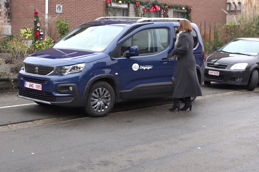 auto met logo Degage