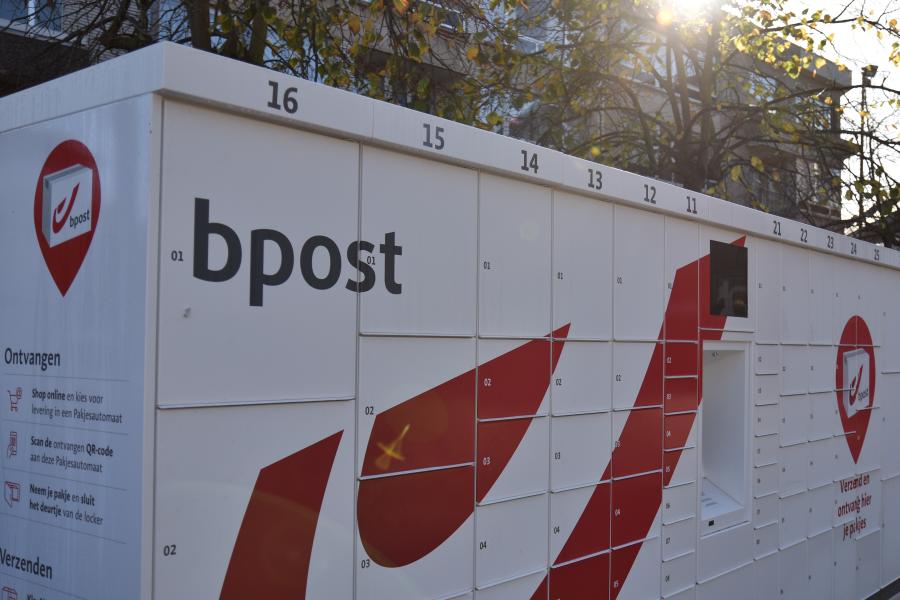 Pakjesautomaat J. Possozplein