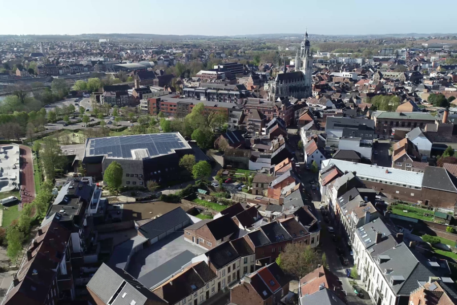 Luchtbeeld Halle