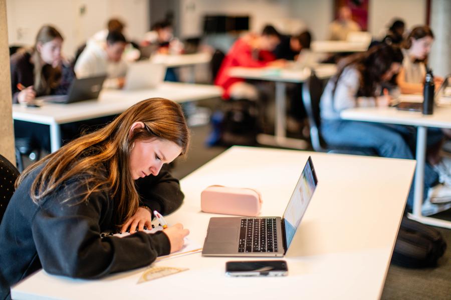 Studenten © Greetje Van Buggenhout