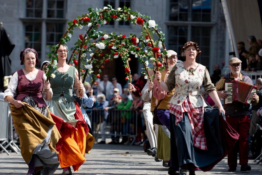 Mariaprocessie copyright Erwin_Alsteens_fotografie_voor_Percival_Books