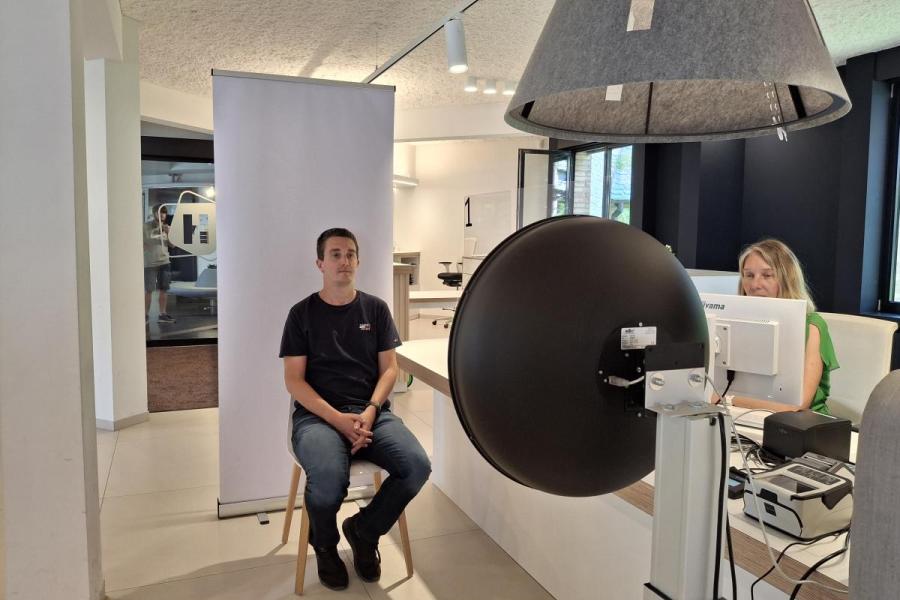 pasfoto nemen aan het loket