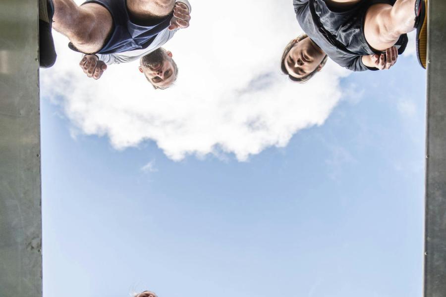 Frames - Alexander Vantournhout / not standing © onbekend