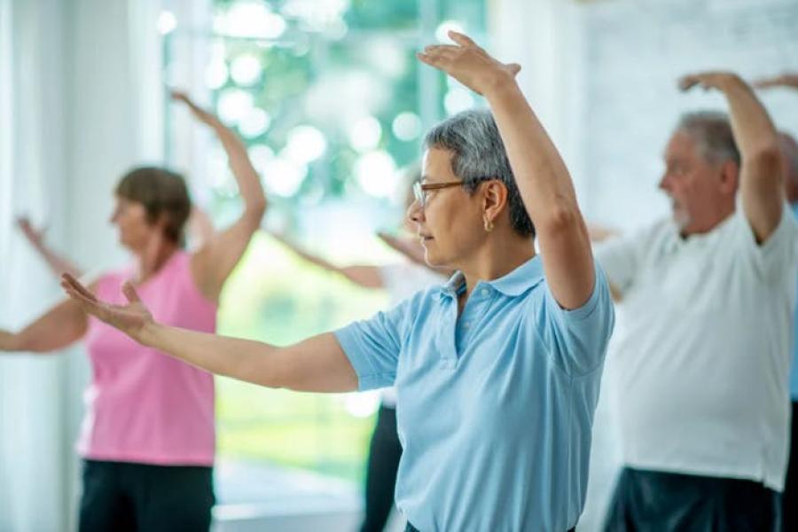 Tai-Chi 50+ © Canva