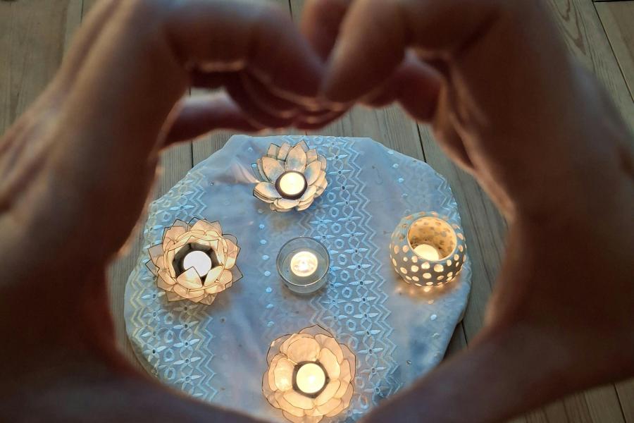 Jaartraject 'Thuiskomen in je lichaam en spelen met je lichaamswijsheid' © Tine Derick