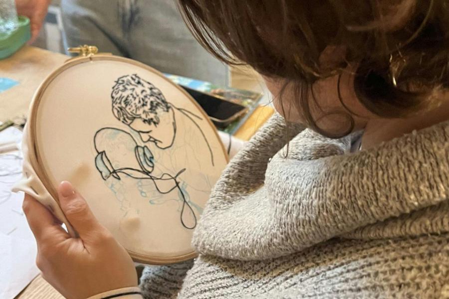 Lijntekeningen borduren - Maaike Van Den Abbeele © onbekend