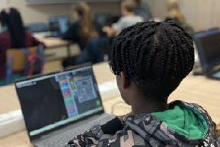 Programmeren in Minecraft Education met CodeFever in jouw buurt – MineCrafters Level 2 © VZW CodeFever