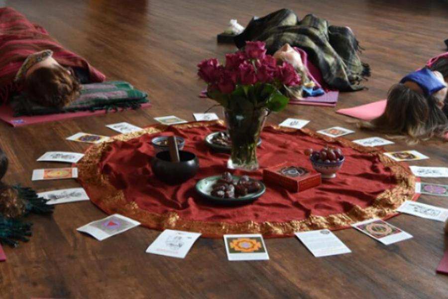 Reiki - Mieke De Bisschop & Kristof Loenders © onbekend