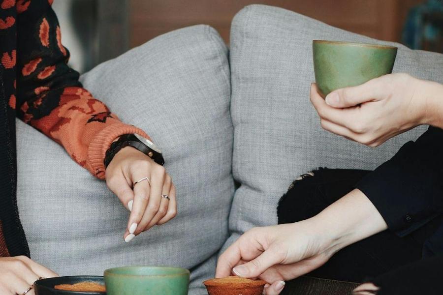 Rzijn warme ont-moetingsmomenten  - 10 daagse van de geestelijke gezondheid © Canva Pro - zelf banner van Rzijn met titel bijgezet
