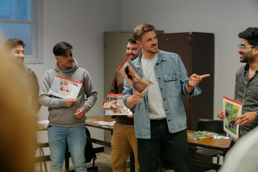 Cursus Nederlands NT2: Extra module SPREEKKANSEN (instap 2.3/2.4) © crescendo