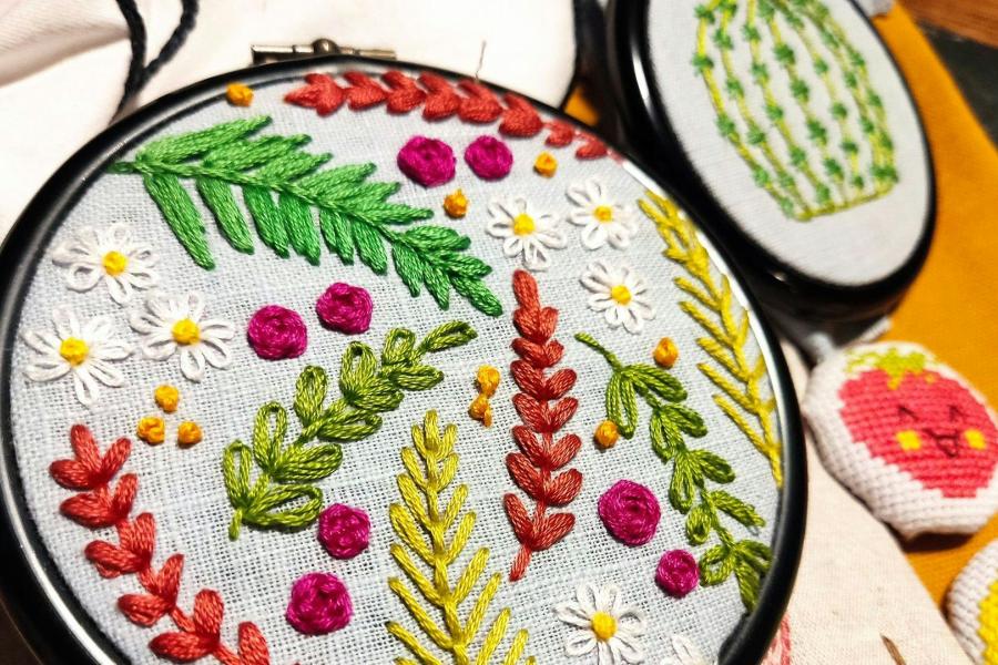 Botanisch borduren - Eline Yoshimi © onbekend