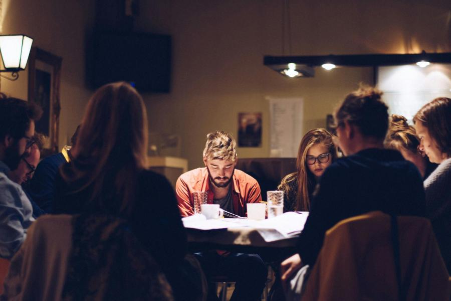 Hoe vind je het perfecte stuk voor je gezelschap? © OPENDOEK vzw