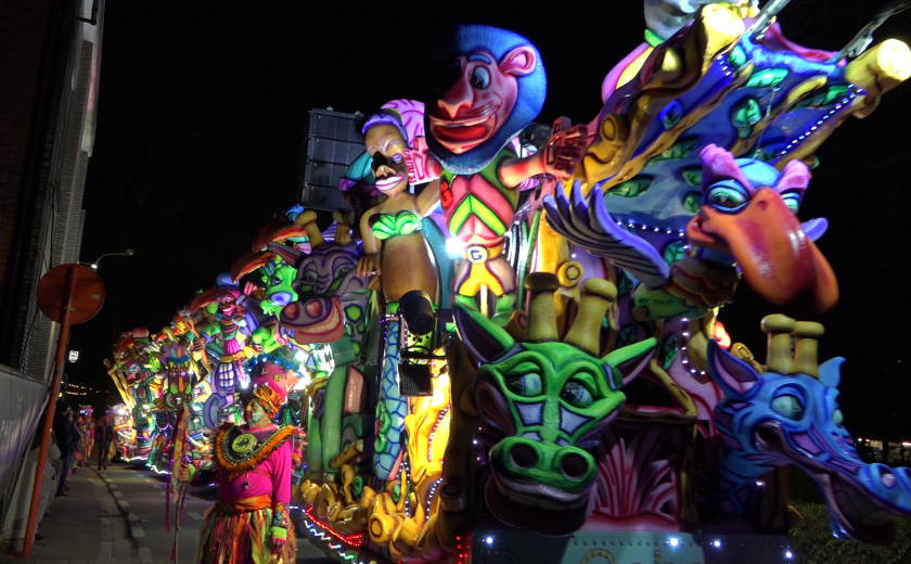 carnavalchar verlicht