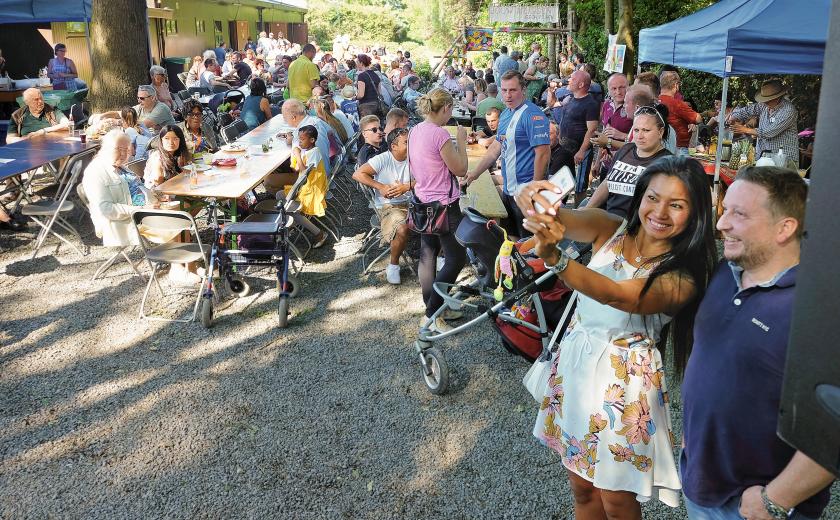 Multicultureel feest (c) Boudewijn Bardijn