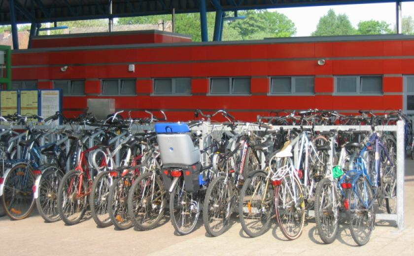 fietsenstalling aan het station