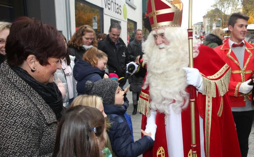 Sinterklaas in Halle