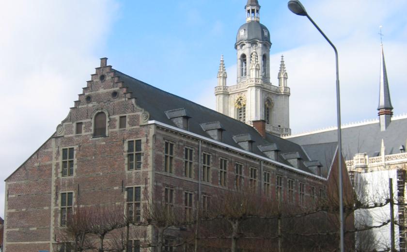 Oud-Jezuietencollege