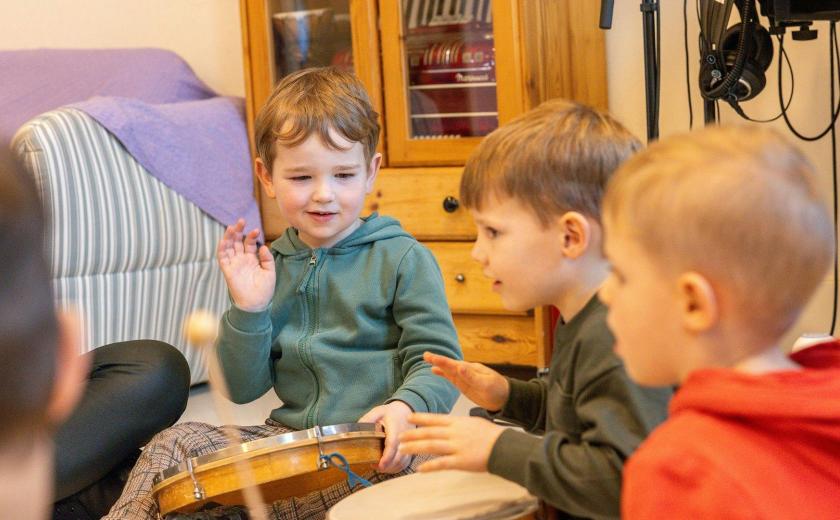 Samen muziek maken © onbekend