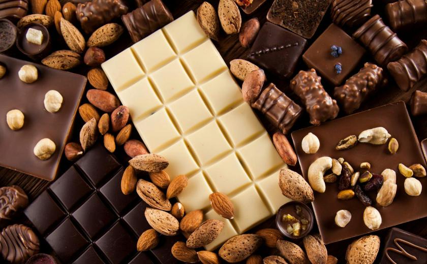 Belgisch vakmanschap: Koken en bakken met chocolade - Renate Coen © onbekend