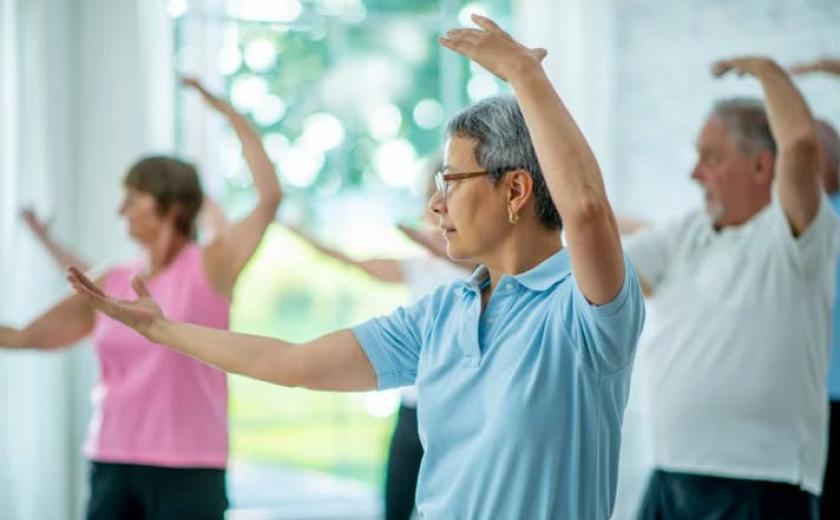 Tai-Chi 50+ © Canva