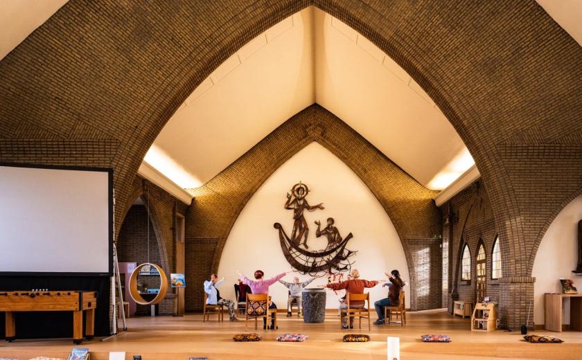 Dansen als medicijn © Fred Debrock Dansen als medicijn © Fred Debrock