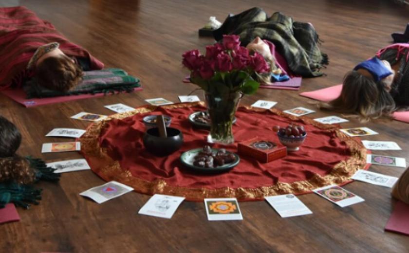 Reiki - Mieke De Bisschop & Kristof Loenders © onbekend