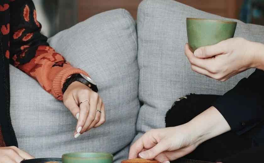 Rzijn warme ont-moetingsmomenten  - 10 daagse van de geestelijke gezondheid © Canva Pro - zelf banner van Rzijn met titel bijgezet