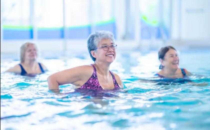 Start 2 Aqua Fit-50+ © Canva