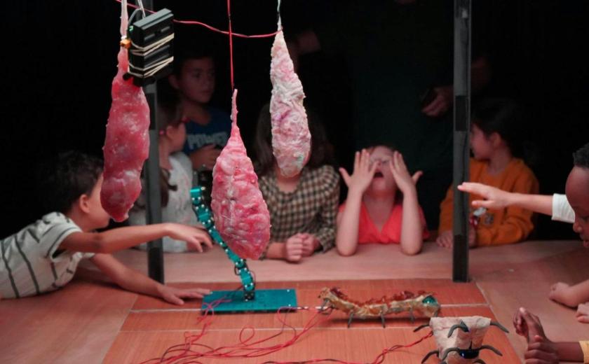 Simple Machines - Ugo Dehaes / kwaad bloed & Tuning People © © Arne Lievens