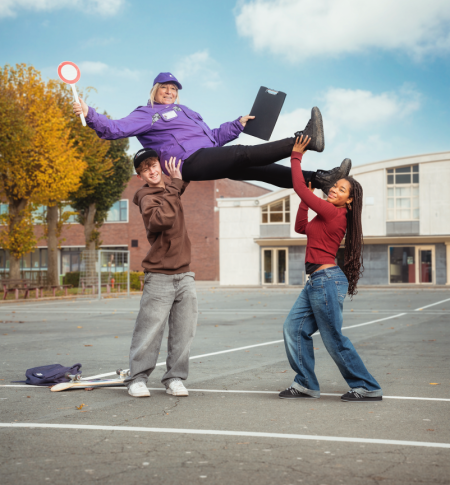 stad Halle draagt gemeenschapswacht Ann op handen